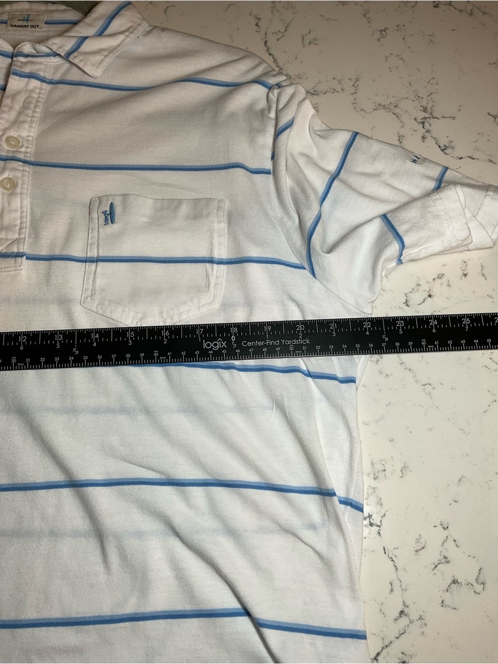 johnnie-O Men’s Hanging Out Polo size medium, Watercolor 30a sleeve - Picture 7 of 9